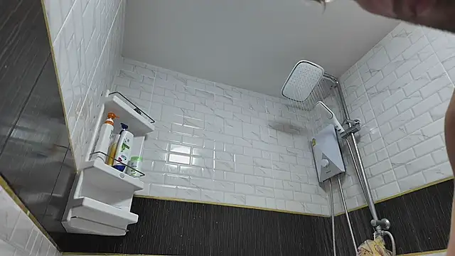 Snapshot of lukegunn chatting on 09/09/25, 10:53 lukegunn online show from 09/09/25, 10:53