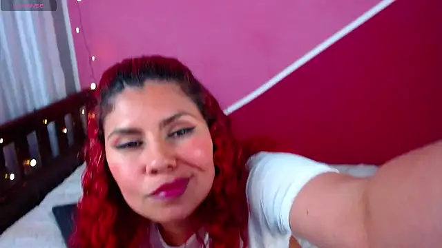 Snapshot of Queenamazon1 chatting on 01/21/25, 11:45 Queenamazon1 online show from 01/21/25, 11:45