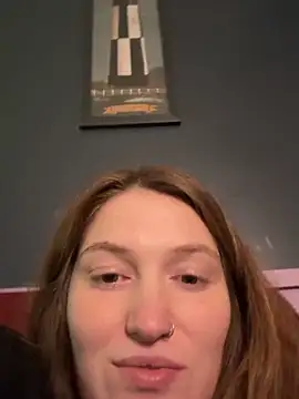 Snapshot of Angelk43 chatting on 12/01/25, 08:52 Angelk43 online show from 12/01/25, 08:52