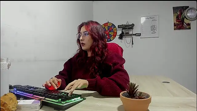 Scarlett Sen online show from 03/06/25, 01:14