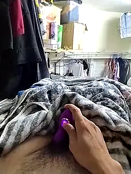 Snapshot of janskie0107 chatting on 09/25/25, 05:38 janskie0107 online show from 09/25/25, 05:38