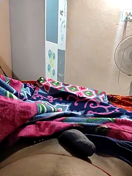 Snapshot of khilkhiladi chatting on 03/07/25, 08:00 khilkhiladi online show from 03/07/25, 08:00