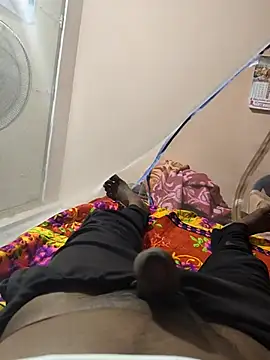 Snapshot of khilkhiladi chatting on 03/13/25, 07:06 khilkhiladi online show from 03/13/25, 07:06