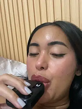 HeavenlyStar online show from 11/13/25, 06:12