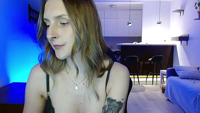 illusorycat online show from 10/10/25, 07:46