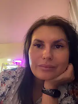 Snapshot of monica__elder chatting on 12/30/24, 03:13 monica elder online show from 12/30/24, 03:13