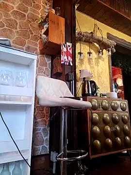 Snapshot of Luna-77 chatting on 09/25/25, 10:08 Luna-77 online show from 09/25/25, 10:08