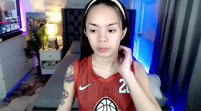 SweetCheska19 online show from 02/21/25, 10:15