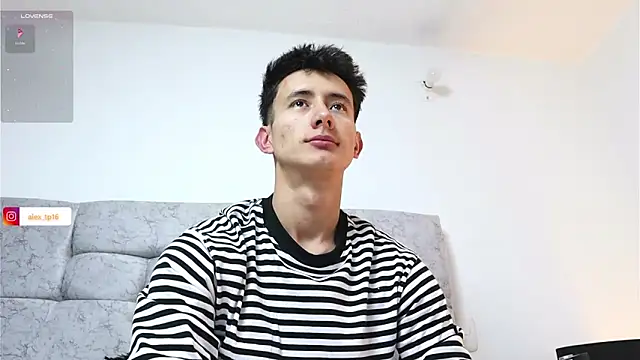 Snapshot of _Alexxx chatting on 12/07/24, 12:41  Alexxx online show from 12/07/24, 12:41