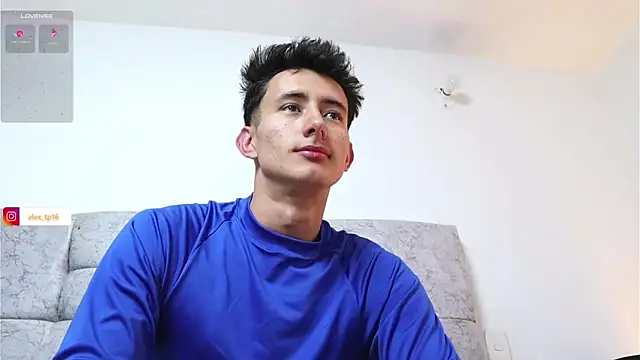 Snapshot of _Alexxx chatting on 12/19/24, 03:07  Alexxx online show from 12/19/24, 03:07