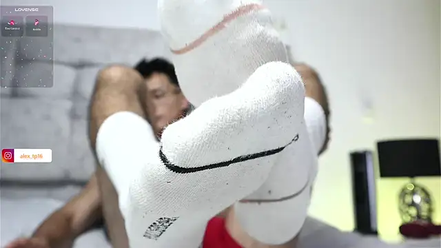 Snapshot of _Alexxx chatting on 10/23/25, 12:54  Alexxx online show from 10/23/25, 12:54