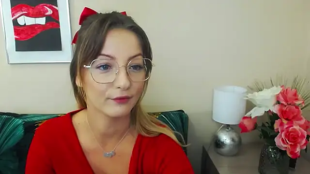 Snapshot of NatalieSexy chatting on 12/06/24, 07:10 NatalieSexy online show from 12/06/24, 07:10