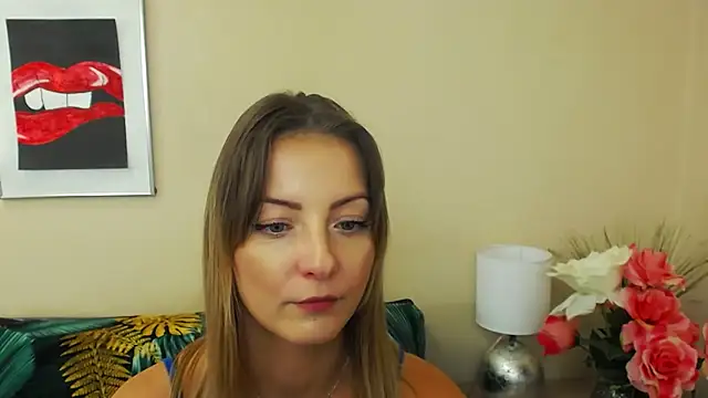 Snapshot of NatalieSexy chatting on 12/13/24, 10:19 NatalieSexy online show from 12/13/24, 10:19