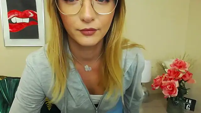 Snapshot of NatalieSexy chatting on 01/13/25, 10:14 NatalieSexy online show from 01/13/25, 10:14