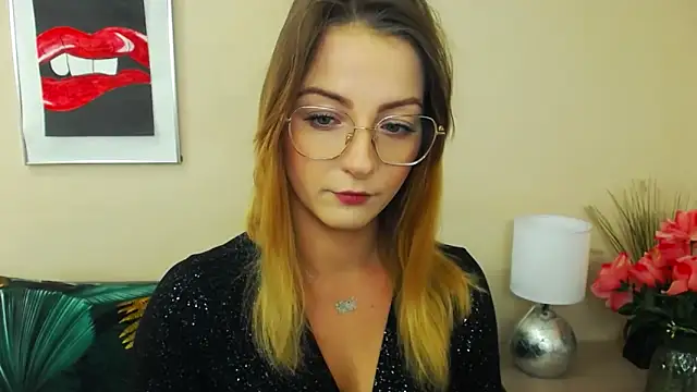 Snapshot of NatalieSexy chatting on 02/05/25, 07:18 NatalieSexy online show from 02/05/25, 07:18