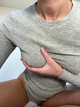 CutieEmy online show from 02/03/25, 11:09