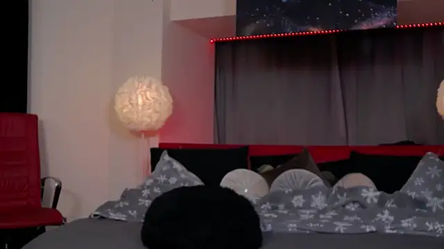 Snapshot of Larissa_K chatting on 01/22/25, 05:06 Larissa K online show from 01/22/25, 05:06