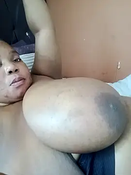 Lovelyboobs01 online show from 02/03/25, 12:36