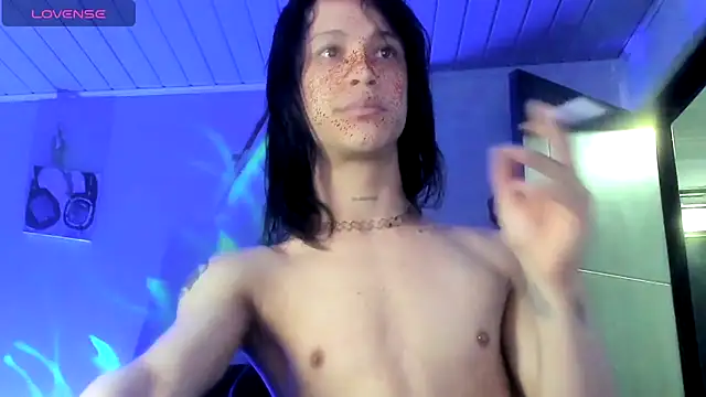 Snapshot of stormytt_ chatting on 11/14/25, 09:35 stormytt online show from 11/14/25, 09:35