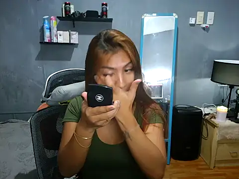 Snapshot of luxxy_grand chatting on 11/20/25, 06:07 luxxy grand online show from 11/20/25, 06:07