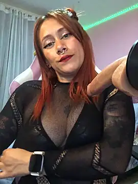 Luna Paris  online show from 01/03/25, 01:27