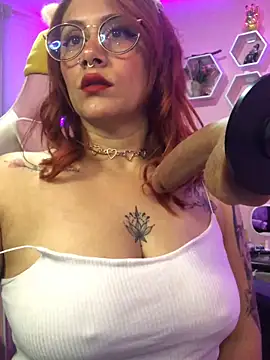 Luna Paris  online show from 03/09/25, 12:53