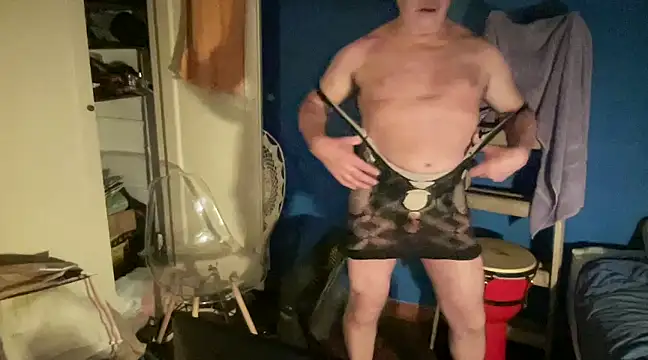 Snapshot of Fabrissi chatting on 03/10/25, 03:34 Fabrissi online show from 03/10/25, 03:34