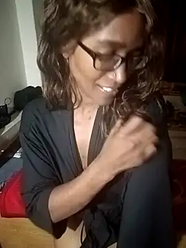 LunaRai online show from 03/21/25, 04:40