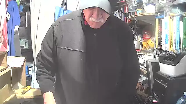 Snapshot of nonnomaturobisex chatting on 02/07/25, 06:24 nonnomaturobisex online show from 02/07/25, 06:24