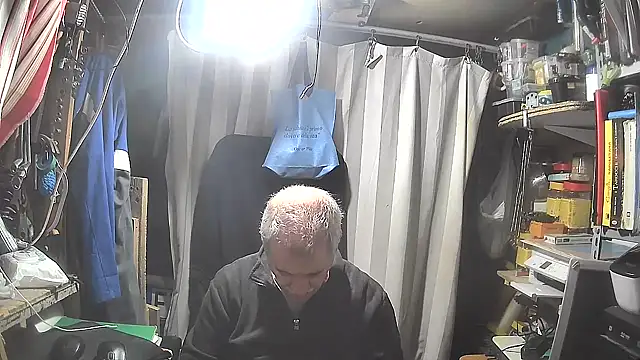 Snapshot of nonnomaturobisex chatting on 02/18/25, 10:38 nonnomaturobisex online show from 02/18/25, 10:38