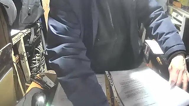 Snapshot of nonnomaturobisex chatting on 02/22/25, 03:14 nonnomaturobisex online show from 02/22/25, 03:14