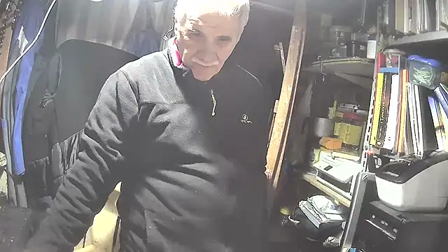 Snapshot of nonnomaturobisex chatting on 02/25/25, 09:20 nonnomaturobisex online show from 02/25/25, 09:20