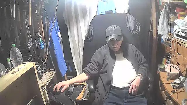 Snapshot of nonnomaturobisex chatting on 03/09/25, 09:35 nonnomaturobisex online show from 03/09/25, 09:35