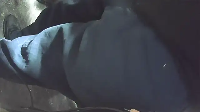 Snapshot of nonnomaturobisex chatting on 03/15/25, 03:06 nonnomaturobisex online show from 03/15/25, 03:06