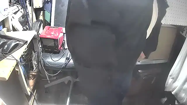 Snapshot of nonnomaturobisex chatting on 03/22/25, 07:47 nonnomaturobisex online show from 03/22/25, 07:47