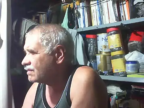 Snapshot of nonnomaturobisex chatting on 09/10/25, 06:46 nonnomaturobisex online show from 09/10/25, 06:46