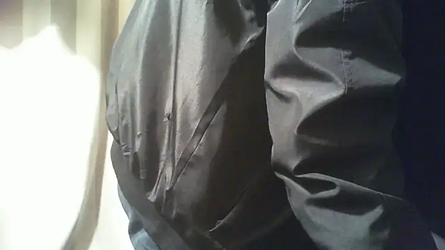 Snapshot of nonnomaturobisex chatting on 10/06/25, 06:44 nonnomaturobisex online show from 10/06/25, 06:44