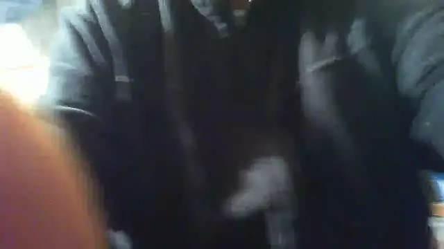 Snapshot of nonnomaturobisex chatting on 10/14/25, 07:31 nonnomaturobisex online show from 10/14/25, 07:31