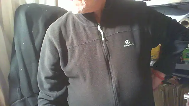 Snapshot of nonnomaturobisex chatting on 10/19/25, 08:37 nonnomaturobisex online show from 10/19/25, 08:37