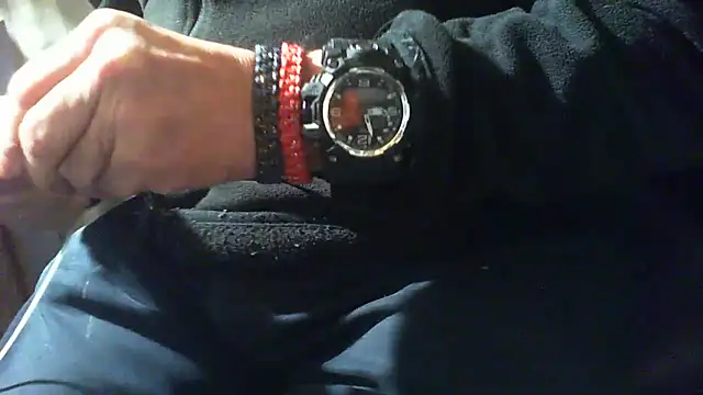 Snapshot of nonnomaturobisex chatting on 10/22/25, 06:57 nonnomaturobisex online show from 10/22/25, 06:57