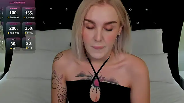 LianaFord online show from 10/15/25, 09:59