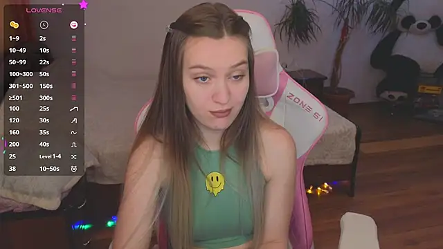 CyrilaPuff online show from 12/16/24, 04:55