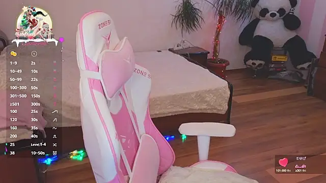 CyrilaPuff online show from 12/22/24, 05:34