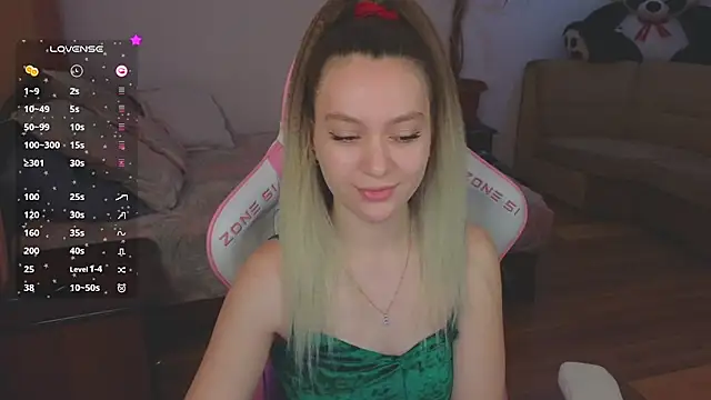 CyrilaPuff online show from 01/26/25, 03:17