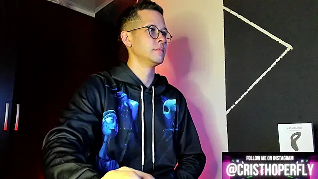 Snapshot of Cris_myster chatting on 01/28/25, 02:43 Cris myster online show from 01/28/25, 02:43