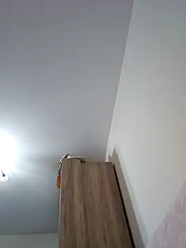 Snapshot of NathalieDream chatting on 10/20/25, 04:02 NathalieDream online show from 10/20/25, 04:02