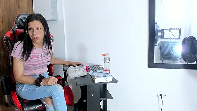 Cleopatra Trans online show from 10/30/25, 07:14