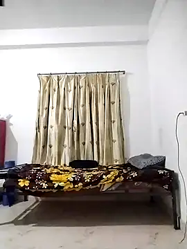 Snapshot of Desi_Londa_143 chatting on 09/19/25, 01:07 Desi Londa 143 online show from 09/19/25, 01:07