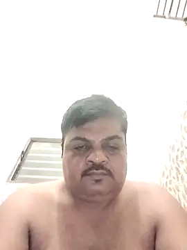 Snapshot of Desi_Londa_143 chatting on 09/29/25, 12:16 Desi Londa 143 online show from 09/29/25, 12:16