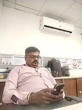 Desi Londa 143 online show from 10/16/25, 05:08